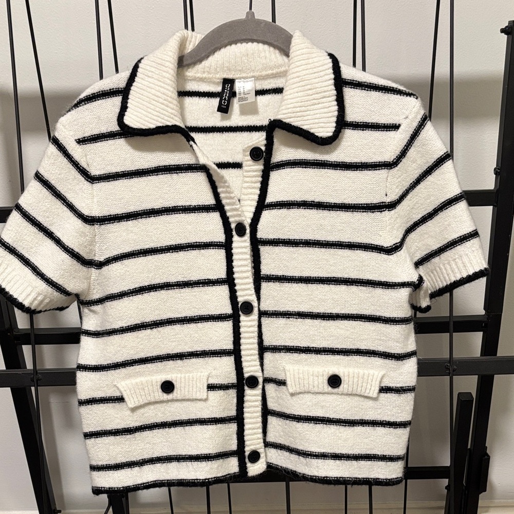 H&M Black and White Striped Button Down Shirt - Picture 2 of 5